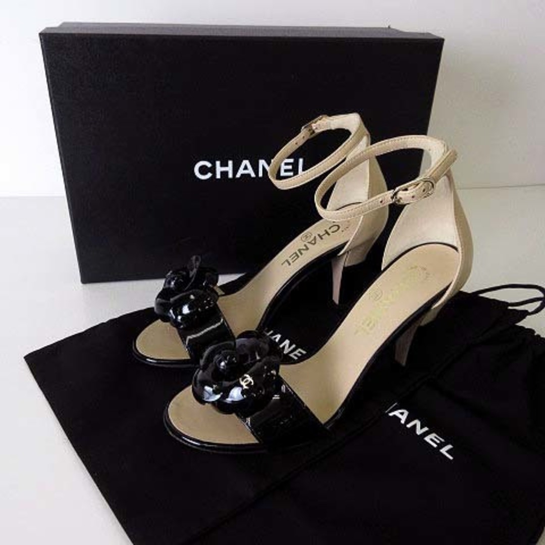 CHANEL - シャネル 18C パンプス ヒールサンダル カメリア 35.5 CHANEL - シャネル 18C パンプス ヒールサンダル カメリア 35.5