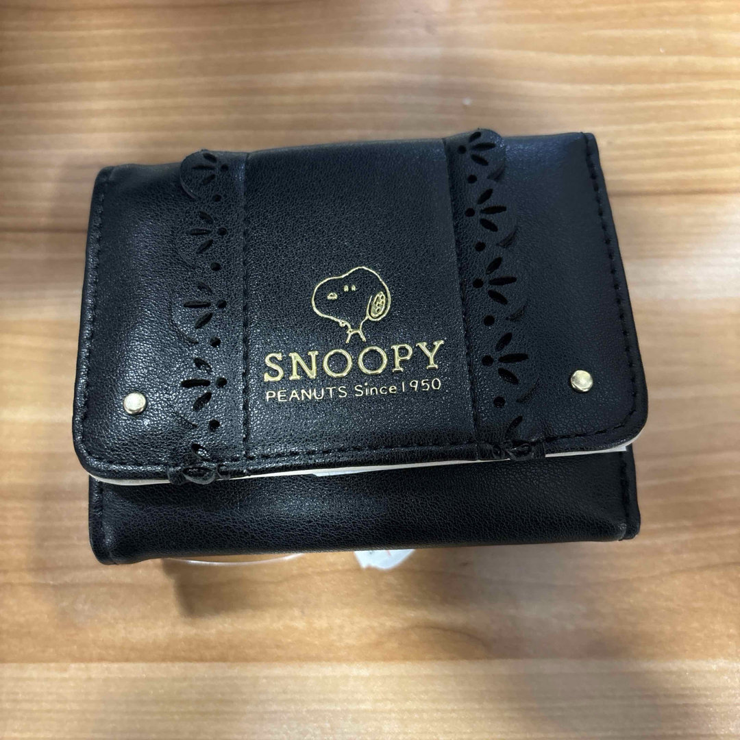 SNOOPY - スヌーピー 財布 ブラックの通販 by m shop SNOOPY - スヌーピー 財布 ブラックの通販 by m shop