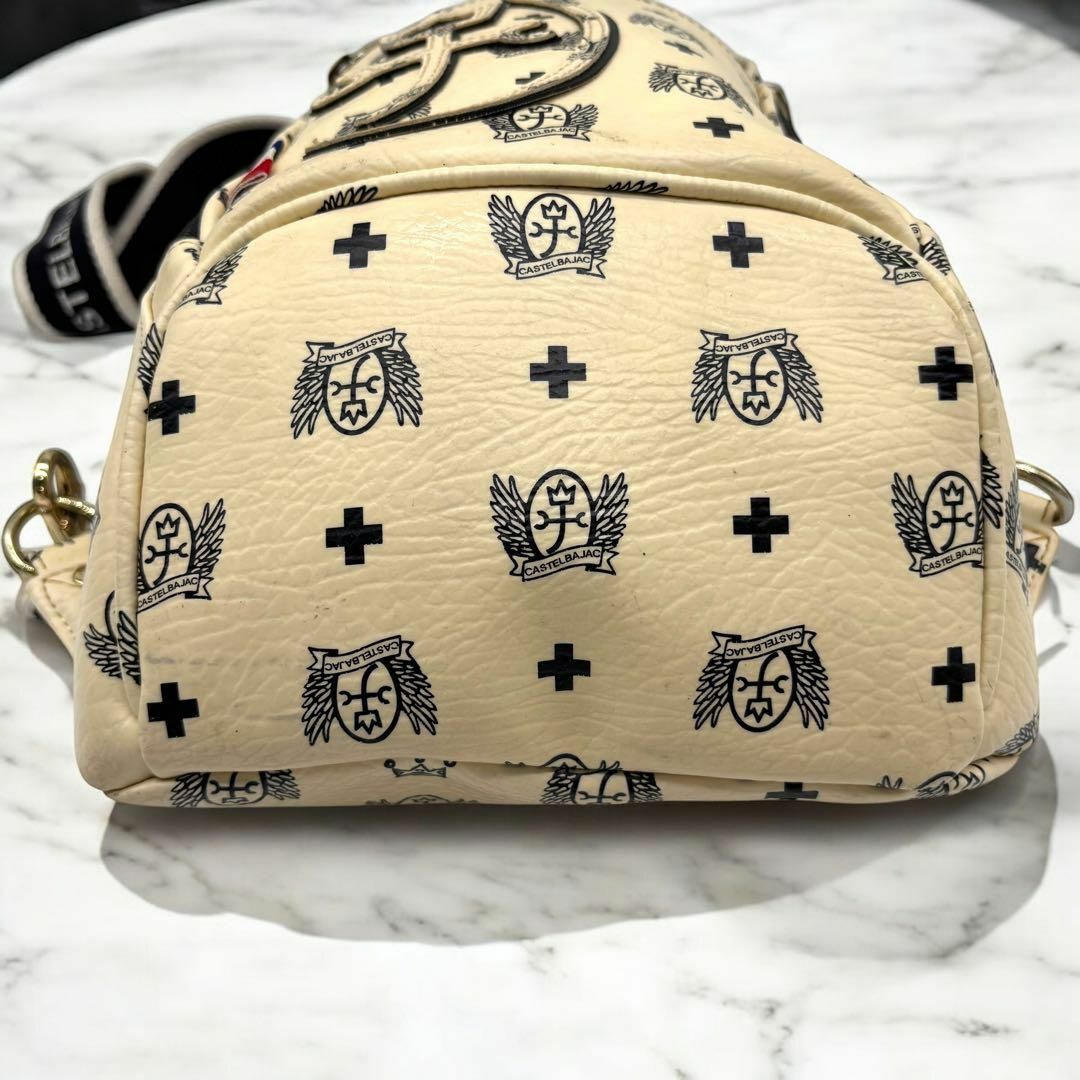 CASTELBAJAC - 【極美品】CASTELBAJAC アイボリー ショルダー CASTELBAJAC - 【極美品】CASTELBAJAC アイボリー ショルダー