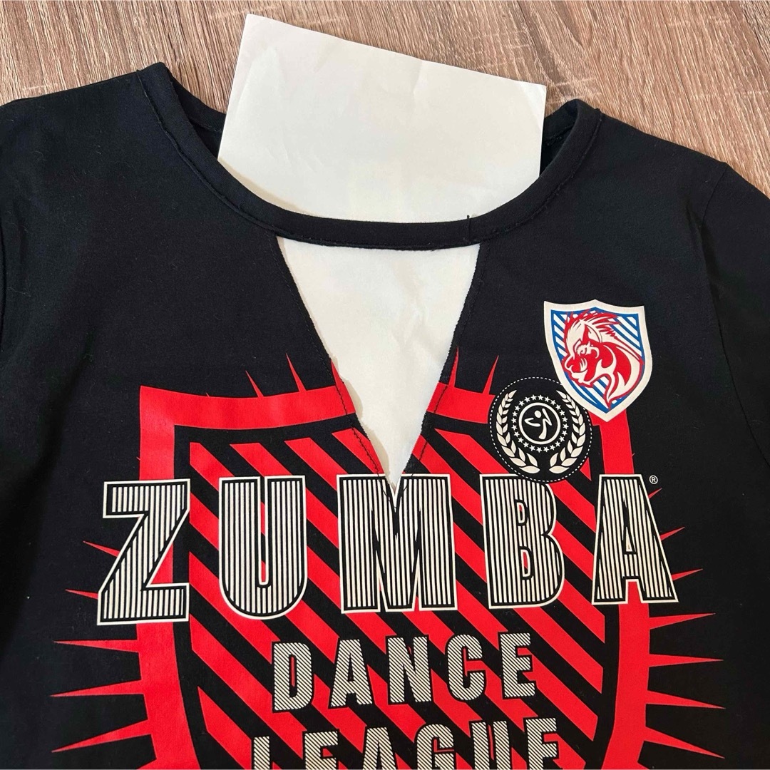 Zumba - 【正規品】ズンバ ☆ZUMBA Vネック Tシャツ 黒 XS Zumba - 【正規品】ズンバ ☆ZUMBA Vネック Tシャツ 黒 XS