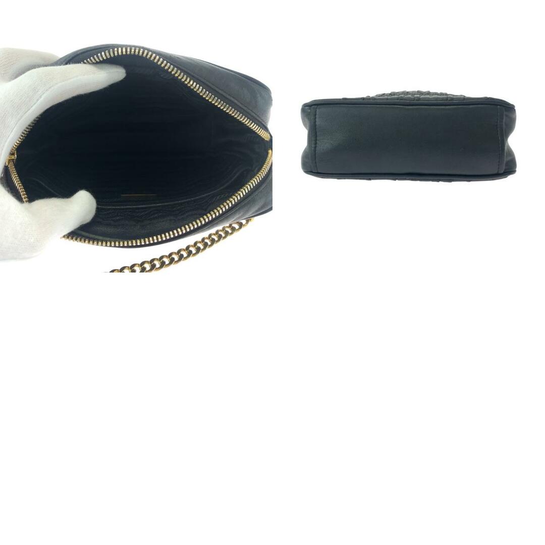 PRADA - 美品 PRADA プラダ ナッパレザー ギャザー ブラック 黒 PRADA - 美品 PRADA プラダ ナッパレザー ギャザー ブラック 黒