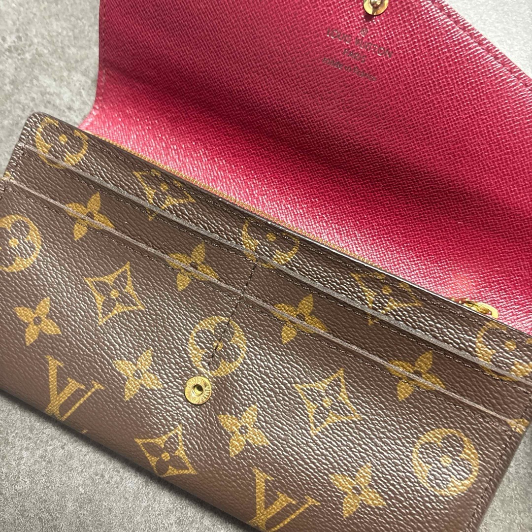 LOUIS VUITTON - ルイヴィトン ポルトフォイユ サラ フューシャ LOUIS VUITTON - ルイヴィトン ポルトフォイユ サラ フューシャ
