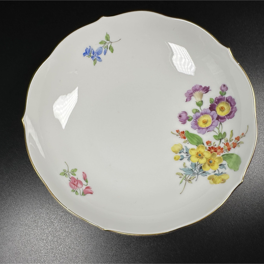 MEISSEN - 未使用 マイセン 金彩 3つ花 桜草 コーヒーカップ MEISSEN - 未使用 マイセン 金彩 3つ花 桜草 コーヒーカップ