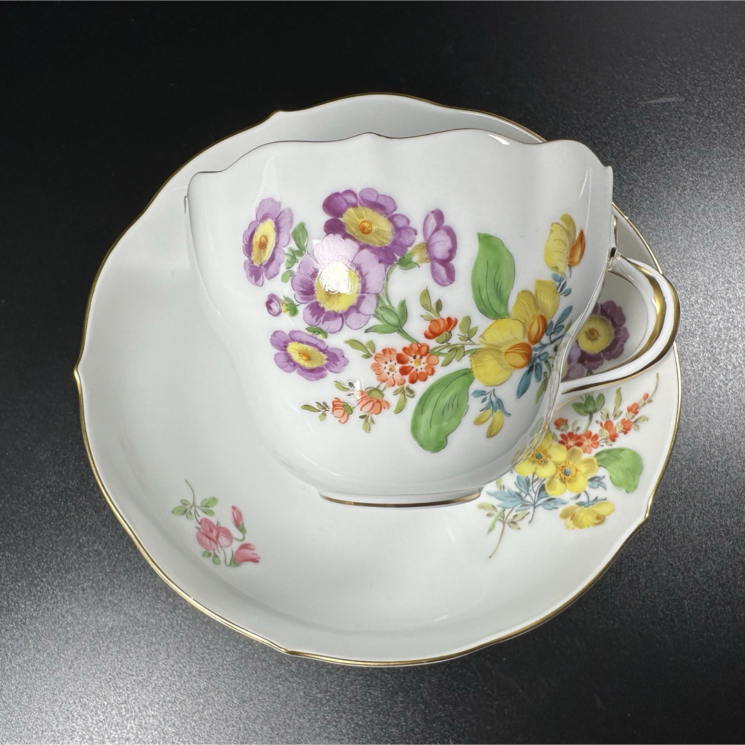 MEISSEN - 未使用 マイセン 金彩 3つ花 桜草 コーヒーカップ MEISSEN - 未使用 マイセン 金彩 3つ花 桜草 コーヒーカップ