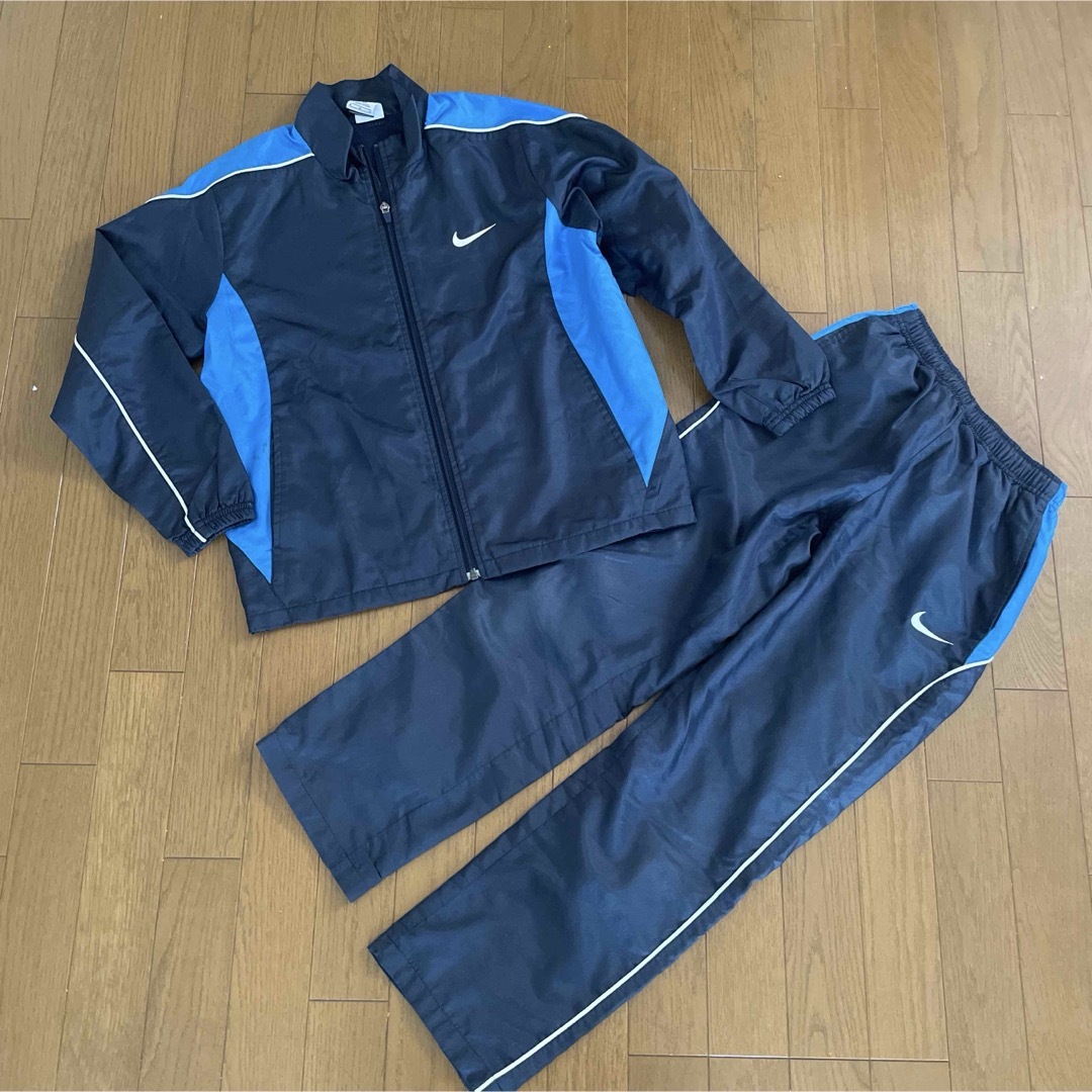 NIKE - ジャージ 上下セット 140-150の通販 by nana shop NIKE - ジャージ 上下セット 140-150の通販 by nana shop
