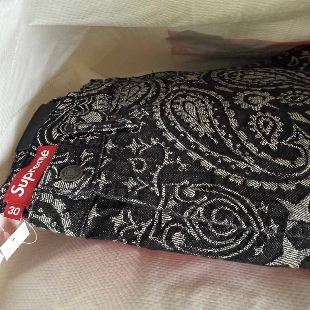 Supreme - Supreme Bandana Jacquard Baggy Jean 30 黒の通販 by Supreme - Supreme Bandana Jacquard Baggy Jean 30 黒の通販 by