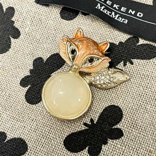 Max Mara(ブローチ/コサージュ)のフリマアイテム一覧 Max Mara(ブローチ/コサージュ)のフリマアイテム一覧