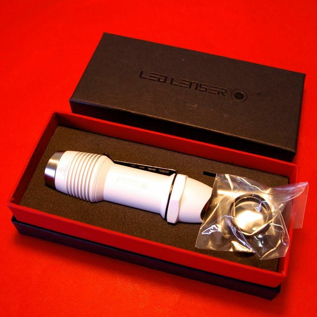 LEDLENSER - Ledlenser F1 White・レッドレンザー//surefire検索