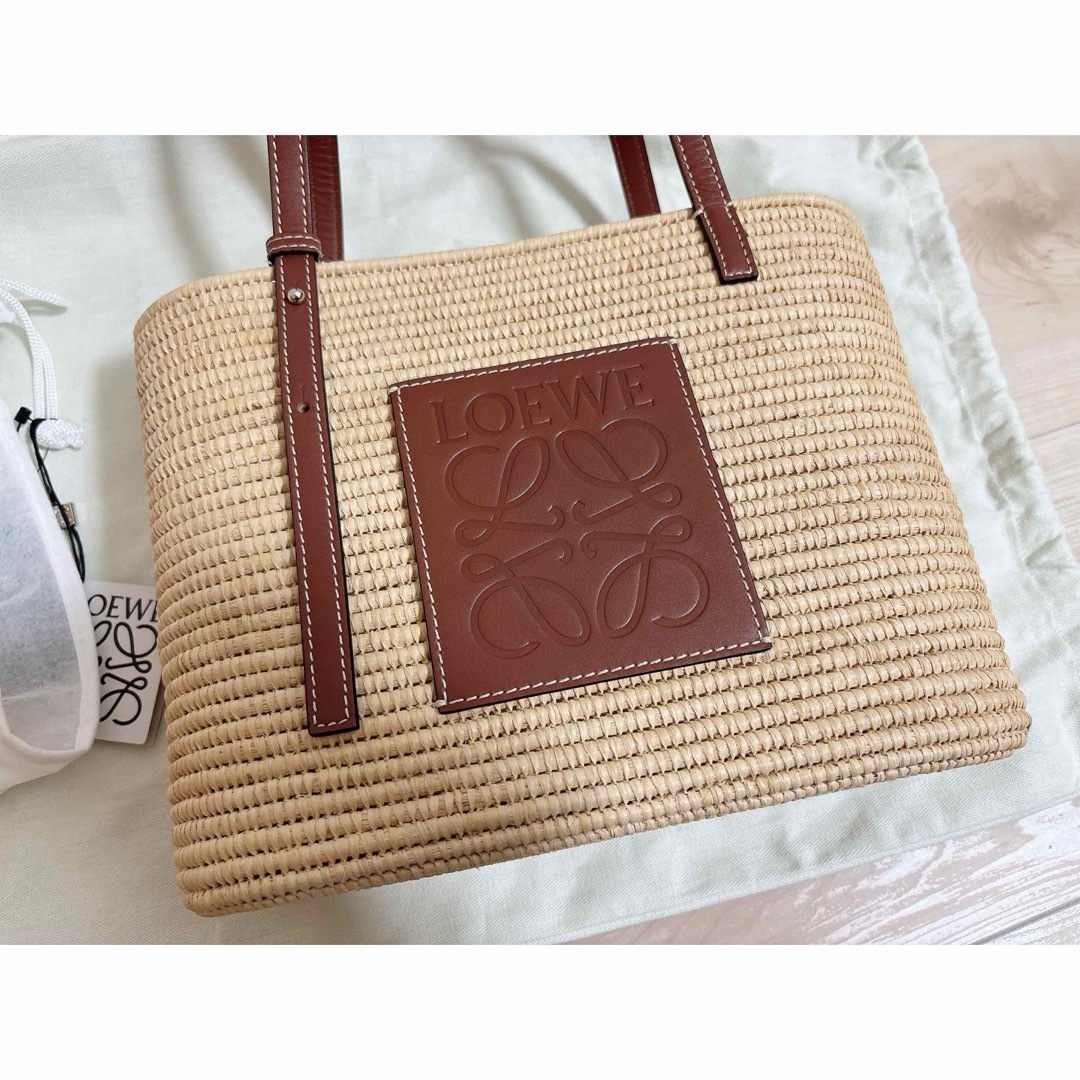 LOEWE - 美品 LOEWE スクエア バスケットバッグ スモール LOEWE - 美品 LOEWE スクエア バスケットバッグ スモール