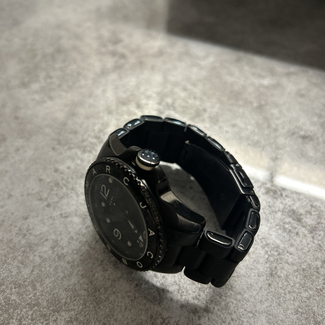 MARC JACOBS - MARC JACOBS ブラック アナログ腕時計の通販 by MARC JACOBS - MARC JACOBS ブラック アナログ腕時計の通販 by