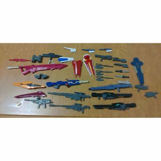 1/144HGガンプラ 武器パーツジャンクセット② 完成品 商品同時 1/144HGガンプラ 武器パーツジャンクセット② 完成品 商品同時
