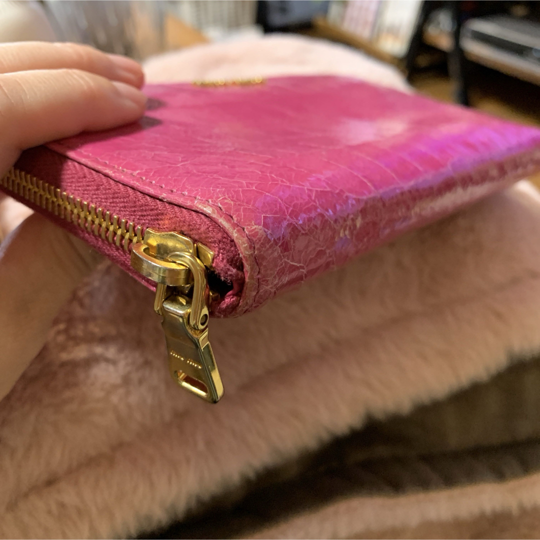 MIU MIU - miumiu ミュウミュウ クロコ型押し ピンク長財布 美品 MIU MIU - miumiu ミュウミュウ クロコ型押し ピンク長財布 美品