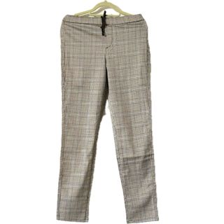 HGCG394/美品 CAROLINA HERRERA テーパードパンツ 0 黒の通販 by HGCG394/美品 CAROLINA HERRERA テーパードパンツ 0 黒の通販 by