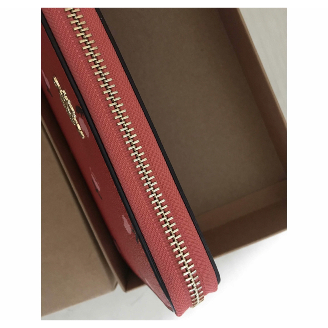 COACH - COACH 長財布 コーチ レッド系 赤系 フラワー 花柄 COACH - COACH 長財布 コーチ レッド系 赤系 フラワー 花柄