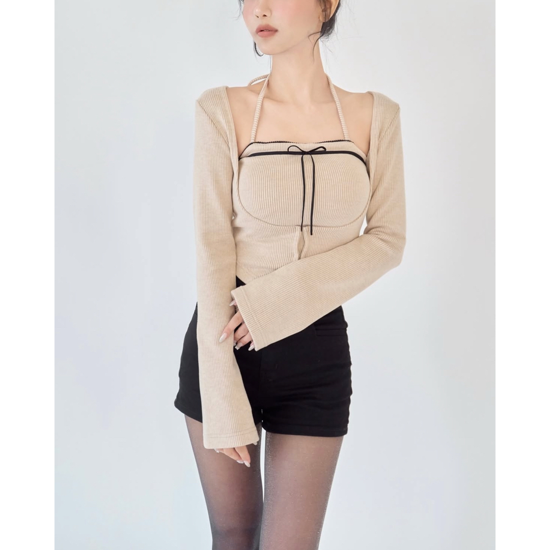 SNIDEL - YILON トップスの通販 by ❤︎|スナイデルならラクマ SNIDEL - YILON トップスの通販 by ❤︎|スナイデルならラクマ