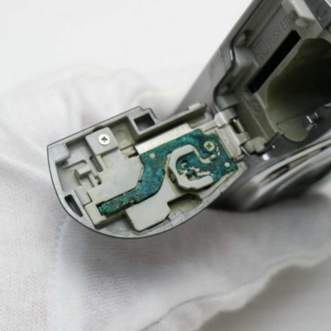 Canon - 良品中古 PowerShot A1100 IS シルバー M000の通販 by Canon - 良品中古 PowerShot A1100 IS シルバー M000の通販 by
