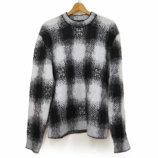 GIVENCHY(ニット/セーター ・ ホワイト/白色系)のフリマ GIVENCHY(ニット/セーター ・ ホワイト/白色系)のフリマ