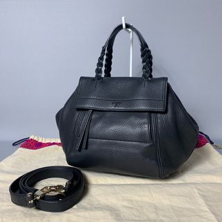 Tory Burch - 【美品】Tory Burch ハーフムーン ハンドバッグ Tory Burch - 【美品】Tory Burch ハーフムーン ハンドバッグ