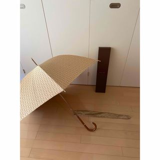 CELINE(傘)のフリマアイテム一覧 CELINE(傘)のフリマアイテム一覧