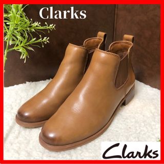 Clarks - クラークス ナタリー 22.5 ベージュブラウンの通販 by Clarks - クラークス ナタリー 22.5 ベージュブラウンの通販 by