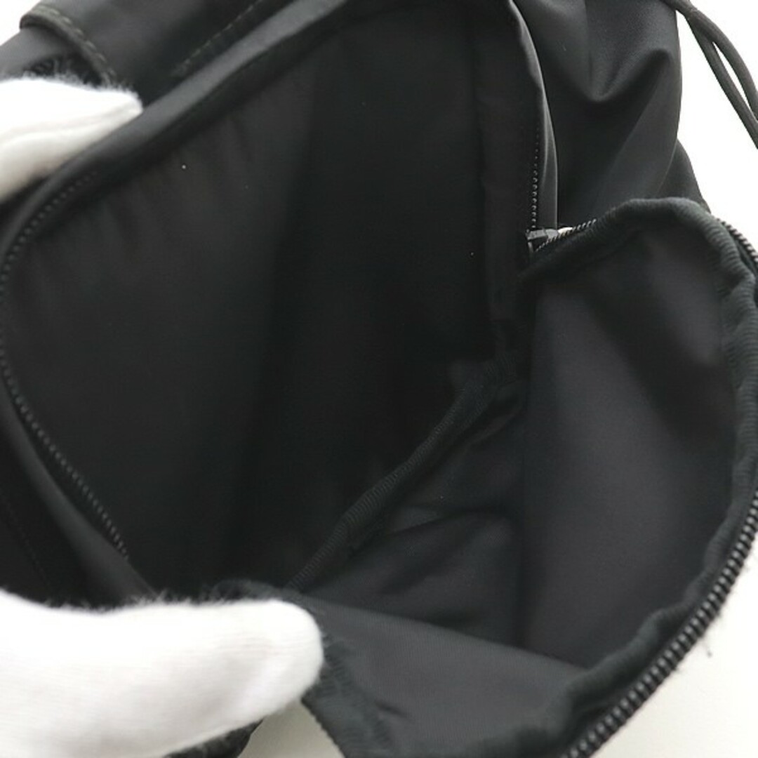 PRADA - 【広尾店】プラダ PRADA 三角ロゴ ボディバッグ PRADA - 【広尾店】プラダ PRADA 三角ロゴ ボディバッグ