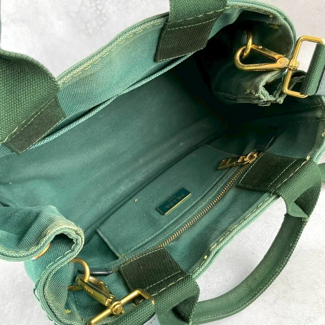 PRADA - 【希少色】プラダ カナパ 2way トートバッグ ショルダー PRADA - 【希少色】プラダ カナパ 2way トートバッグ ショルダー