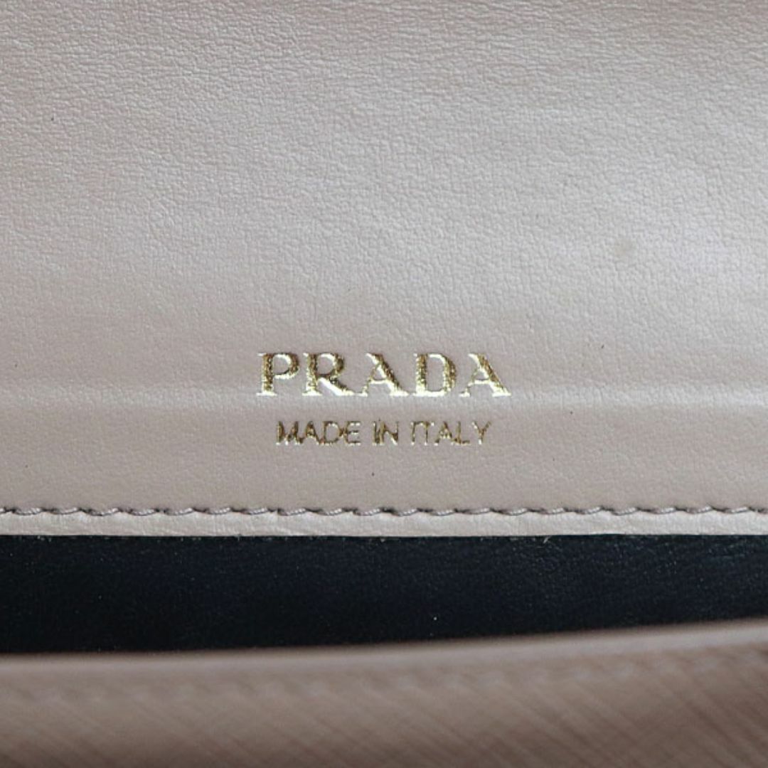 PRADA - 【美品】プラダ【PRADA】 サフィアーノレザー PRADA - 【美品】プラダ【PRADA】 サフィアーノレザー