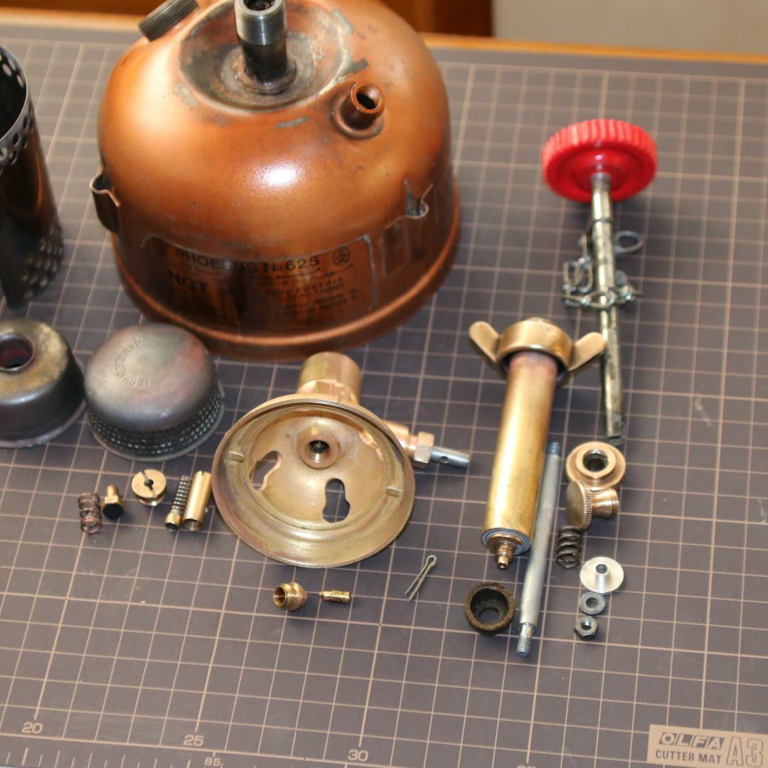 ホエーブス No.625 赤缶 大ブス No.12 ※の通販 by デコちゃん ホエーブス No.625 赤缶 大ブス No.12 ※の通販 by デコちゃん