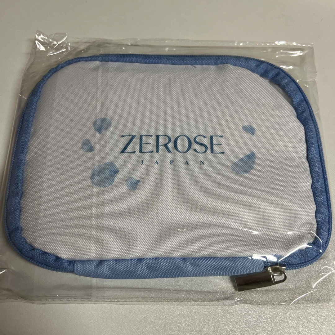 ZEROBASEONE(ゼロベースワン)のゼベワン　fc特典　ポーチ エンタメ/ホビーのタレントグッズ(アイドルグッズ)の商品写真