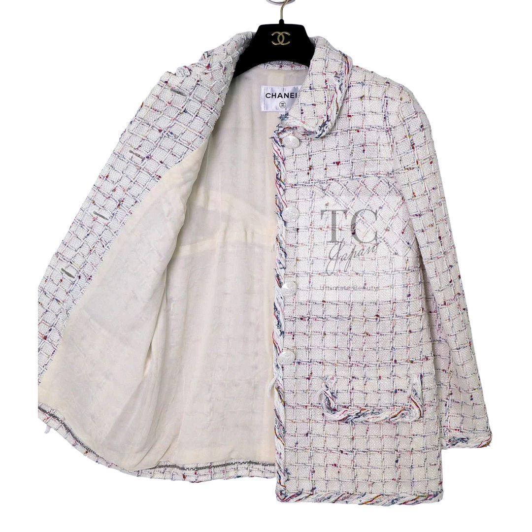 CHANEL - シャネル ジャケット 124万 CHANEL ホワイト ミックス CHANEL - シャネル ジャケット 124万 CHANEL ホワイト ミックス