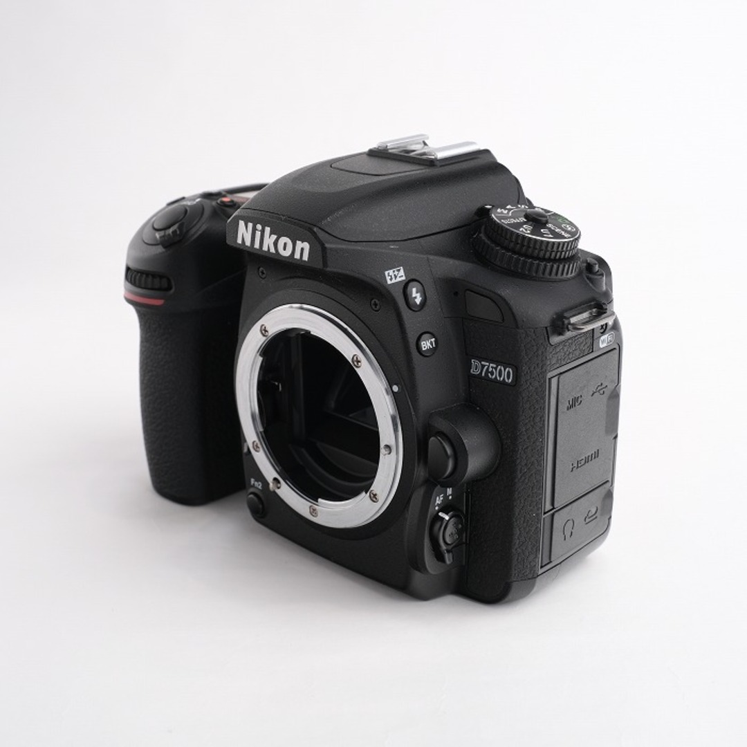 Nikon - 【中古】(ニコン) Nikon D7500 ボディの通販 by ナニワ Nikon - 【中古】(ニコン) Nikon D7500 ボディの通販 by ナニワ