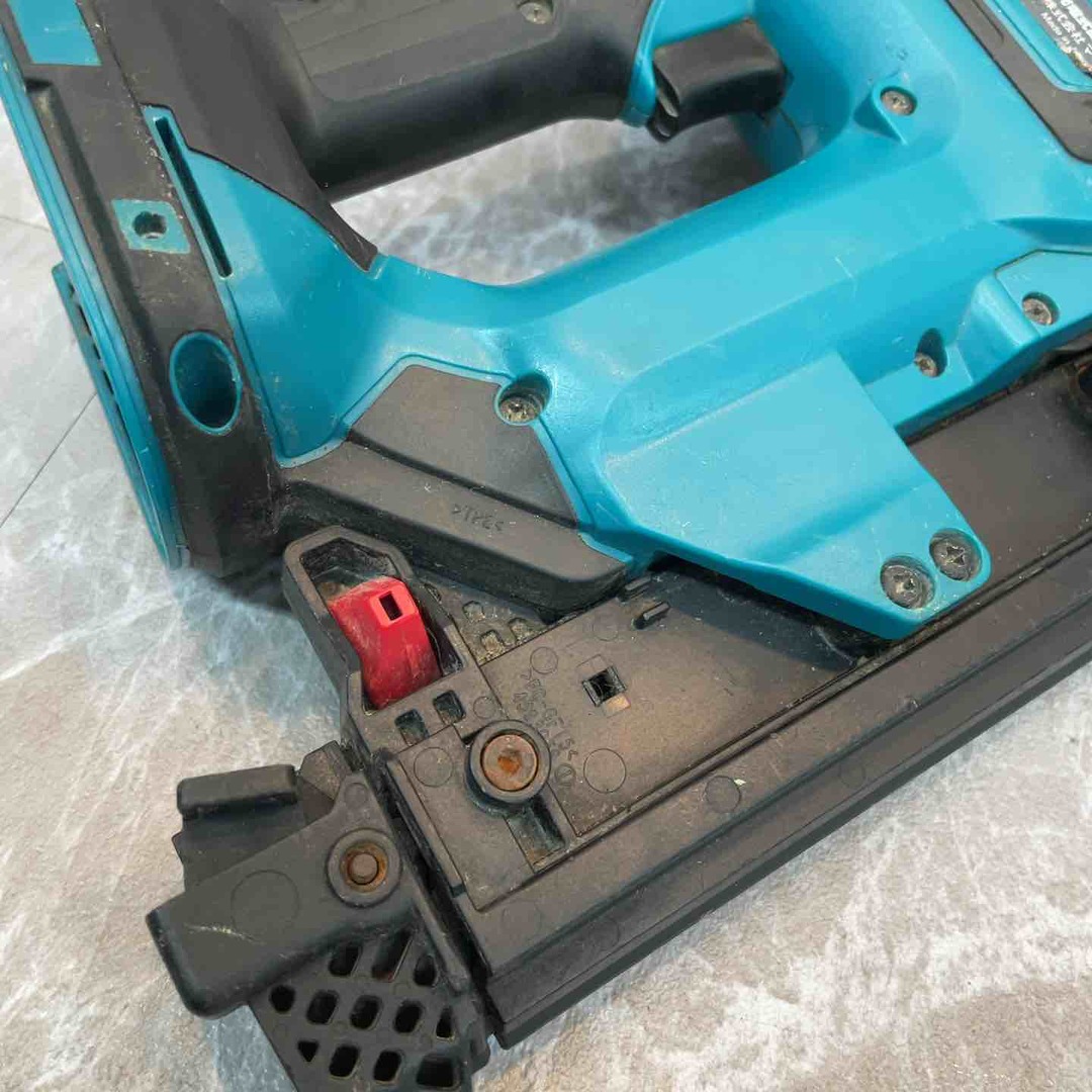 ◇マキタ 充電式35mm面木釘打ち機 FN350DZ【八潮店】の通販 by ◇マキタ 充電式35mm面木釘打ち機 FN350DZ【八潮店】の通販 by