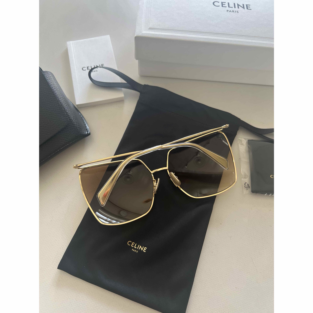 CELINE - 新品未使用 CELINE ブラウン スクエア サングラスの CELINE - 新品未使用 CELINE ブラウン スクエア サングラスの