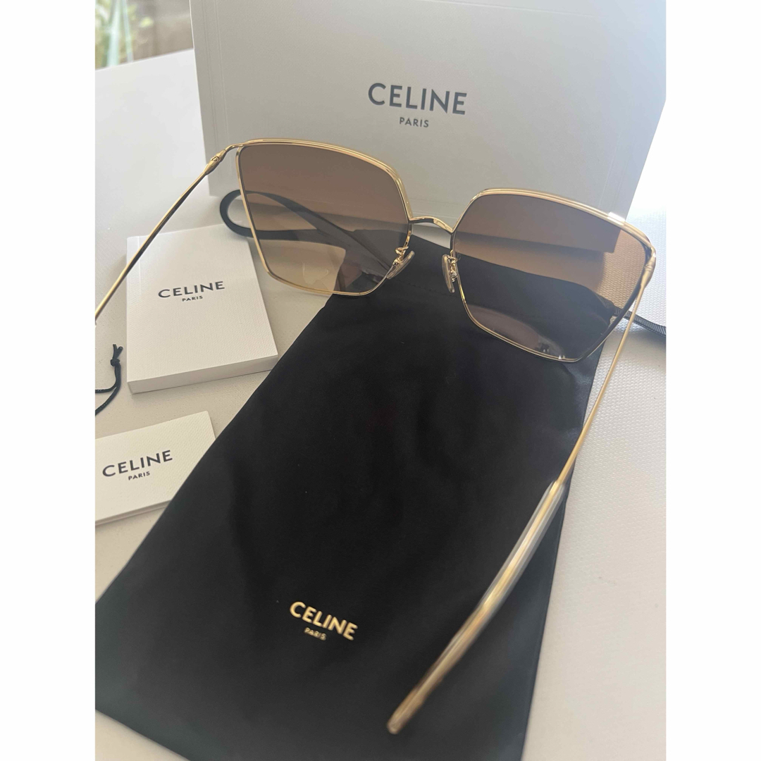 CELINE - 新品未使用 CELINE ブラウン スクエア サングラスの CELINE - 新品未使用 CELINE ブラウン スクエア サングラスの