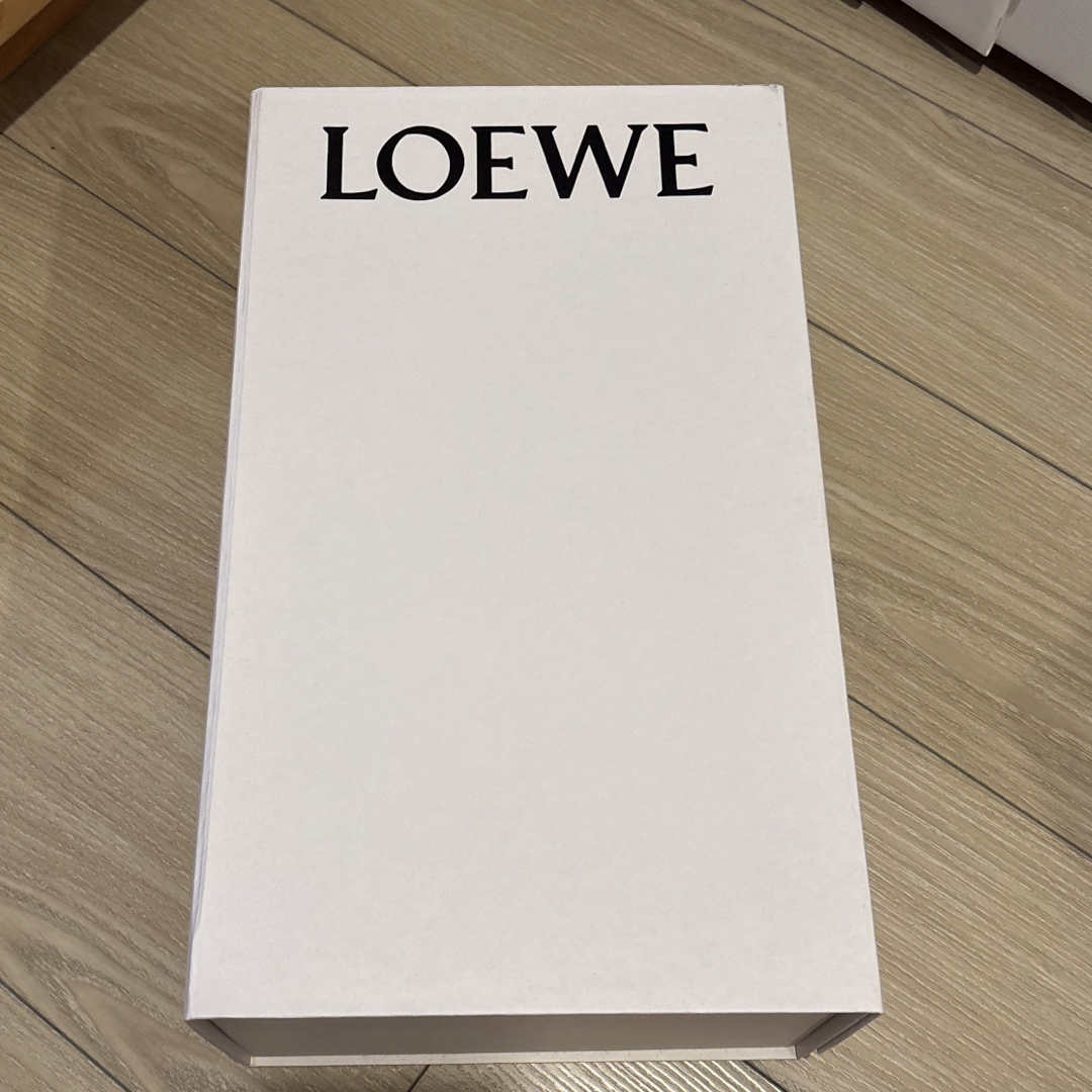 LOEWE - ロエベ パープル サンダル ヒールシューズの通販 by T's LOEWE - ロエベ パープル サンダル ヒールシューズの通販 by T's