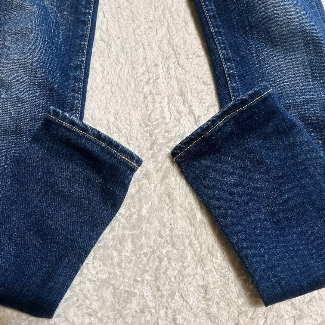 moussy(マウジー)のマウジー WF リバースエンブロイダリー スキニーデニム ストレッチ 濃紺 23 レディースのパンツ(デニム/ジーンズ)の商品写真