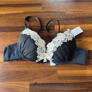 新品　タグ付　未使用　love gerie ブラジャー　ブラ　A75 (ブラ)
