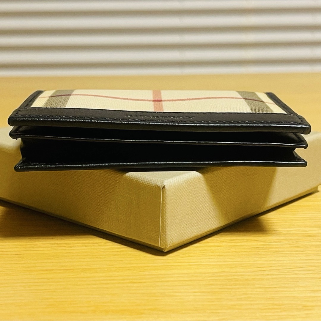 BURBERRY - 【新品・未使用】BURBERRYカードケース パスケース BURBERRY - 【新品・未使用】BURBERRYカードケース パスケース