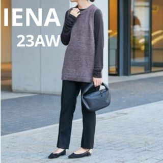 HGCG394/美品 CAROLINA HERRERA テーパードパンツ 0 黒の通販 by HGCG394/美品 CAROLINA HERRERA テーパードパンツ 0 黒の通販 by