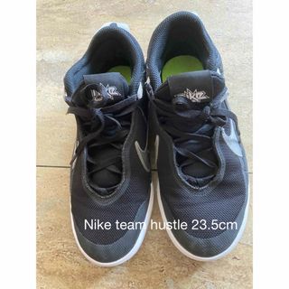 NIKE - 新品 NIKE リニューエレベート III バスケ バッシュ 黒 NIKE - 新品 NIKE リニューエレベート III バスケ バッシュ 黒