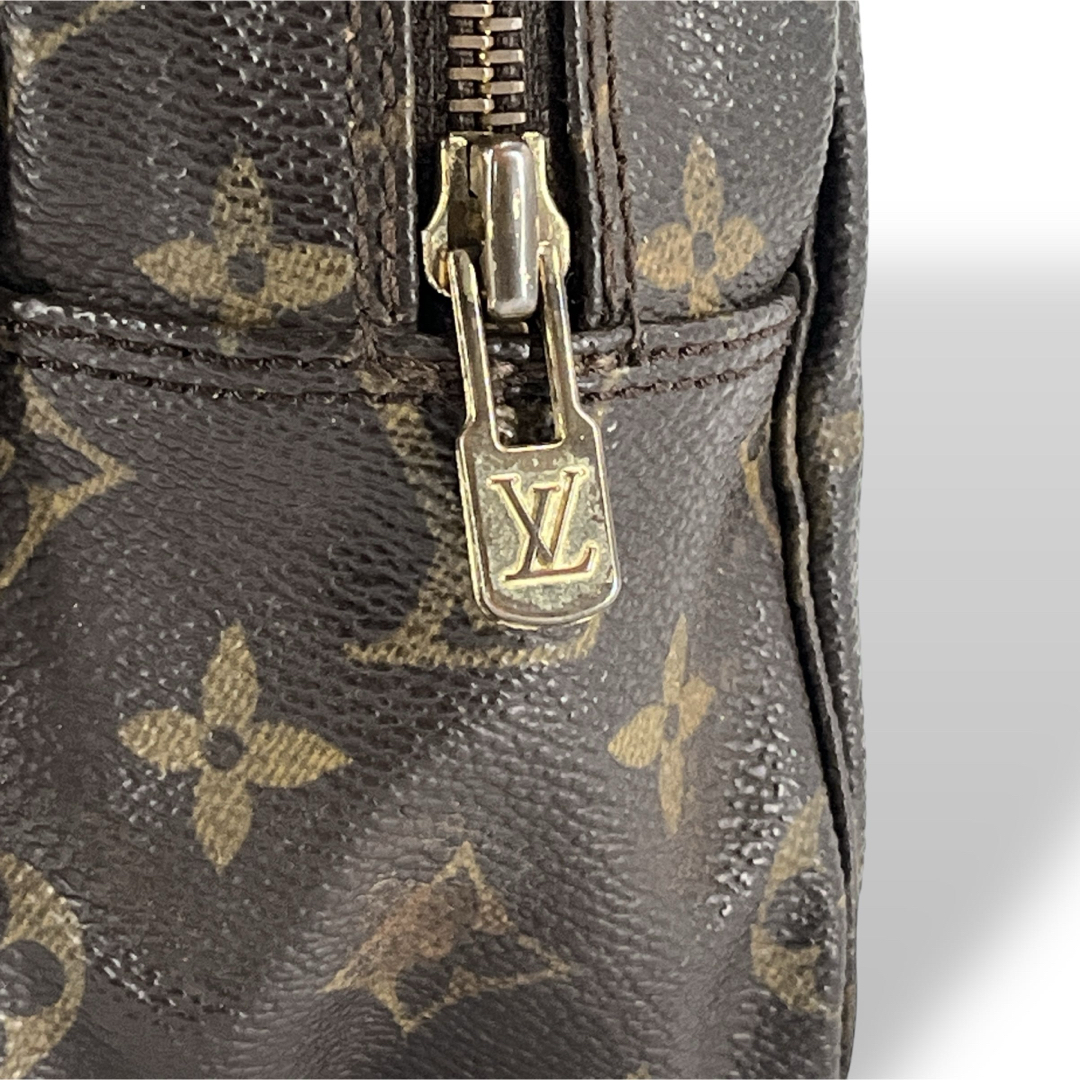 LOUIS VUITTON - ルイヴィトン クラッチバッグ トゥルースト LOUIS VUITTON - ルイヴィトン クラッチバッグ トゥルースト