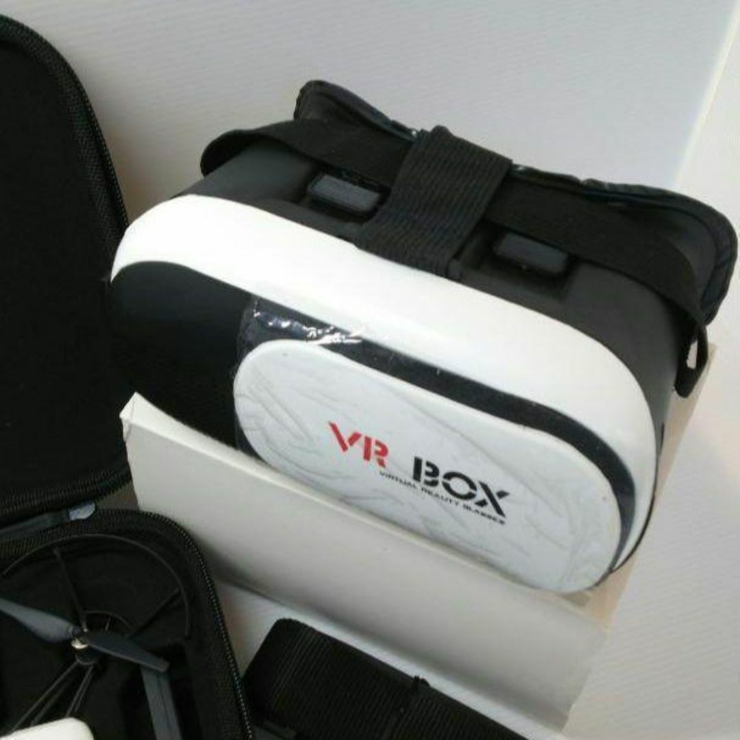 ドローン DJI Tello +VRゴール フルセット(予備パーツ付き)の ドローン DJI Tello +VRゴール フルセット(予備パーツ付き)の
