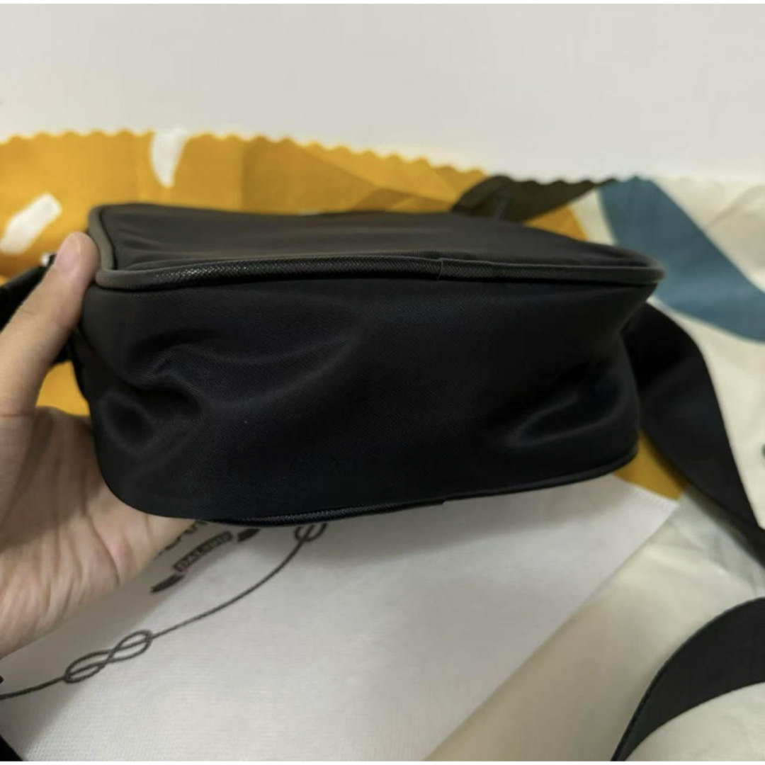 PRADA - PRADA ショルダーバック ノベルティの通販 by d.h8733's PRADA - PRADA ショルダーバック ノベルティの通販 by d.h8733's