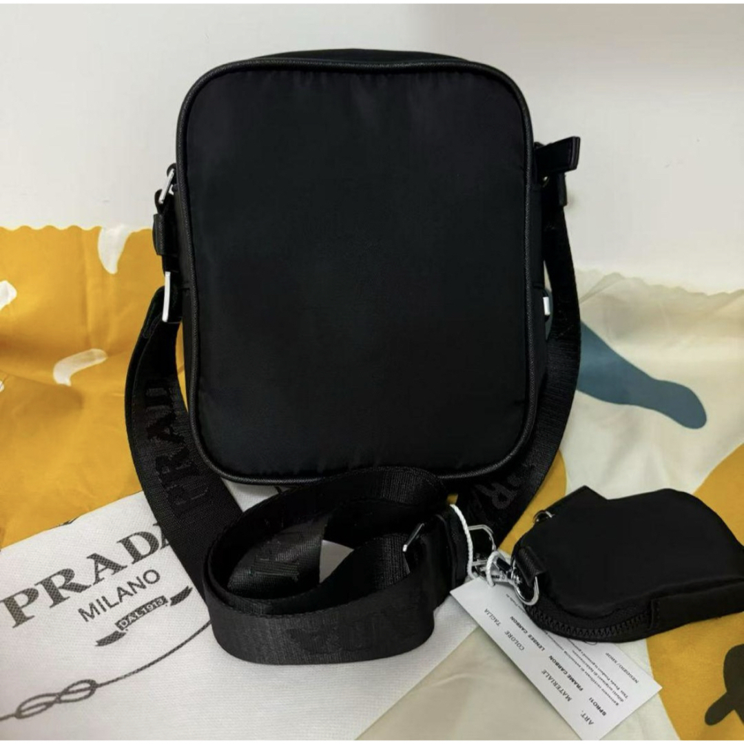 PRADA - PRADA ショルダーバック ノベルティの通販 by d.h8733's PRADA - PRADA ショルダーバック ノベルティの通販 by d.h8733's
