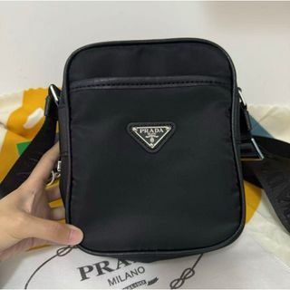PRADA - 【極上美品・現行類似✨】プラダ ショルダーバッグ VELA PRADA - 【極上美品・現行類似✨】プラダ ショルダーバッグ VELA