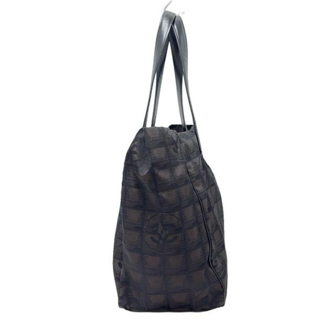 CHANEL - CHANEL(シャネル) トートバッグ ニュートラベルライン CHANEL - CHANEL(シャネル) トートバッグ ニュートラベルライン