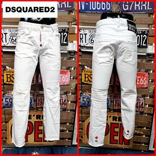 DSQUARED2 - Dsquared2 WHITE BULL Skater Jean ホワイトデニム DSQUARED2 - Dsquared2 WHITE BULL Skater Jean ホワイトデニム