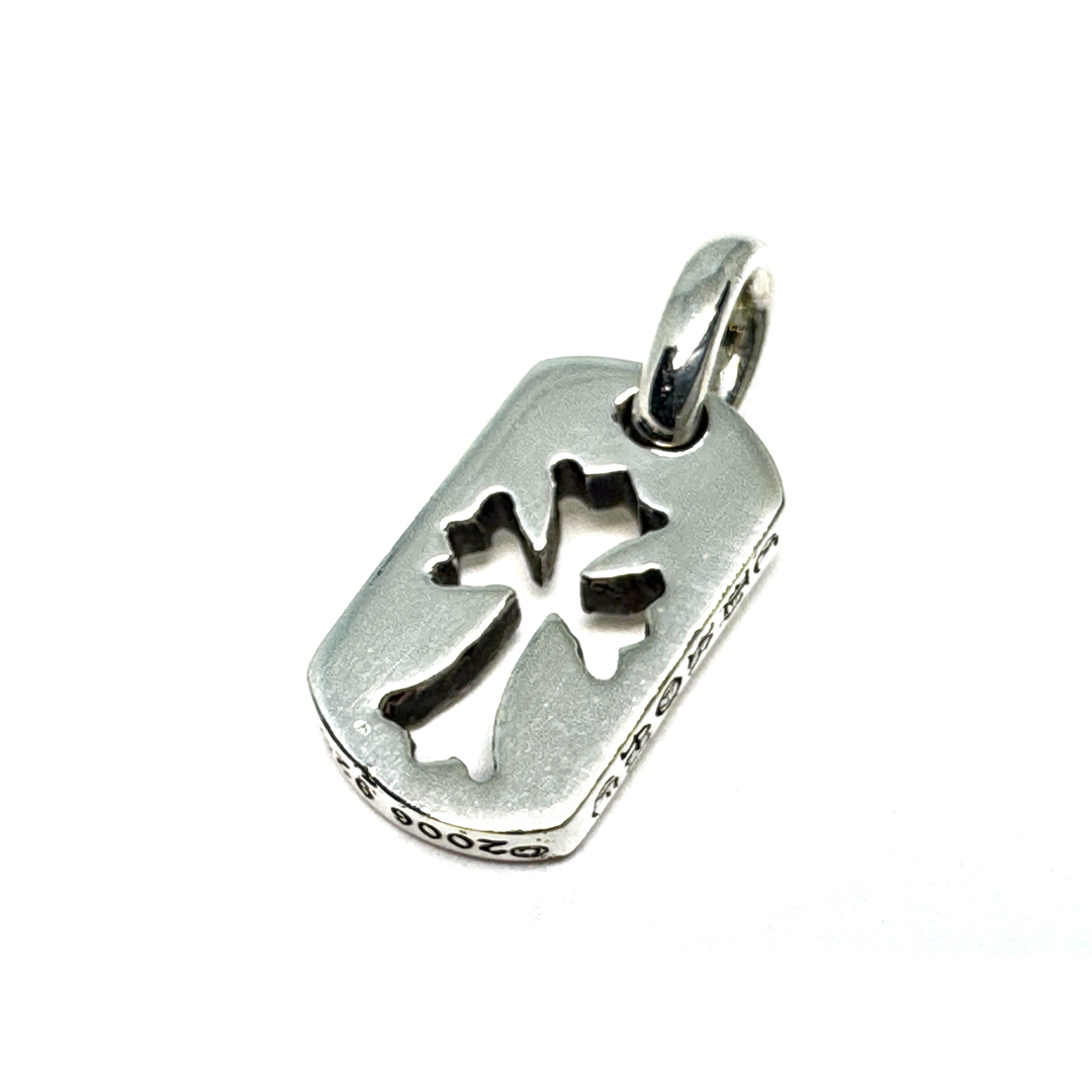 Chrome Hearts - クロムハーツ タイニーカットアウトクロス Chrome Hearts - クロムハーツ タイニーカットアウトクロス