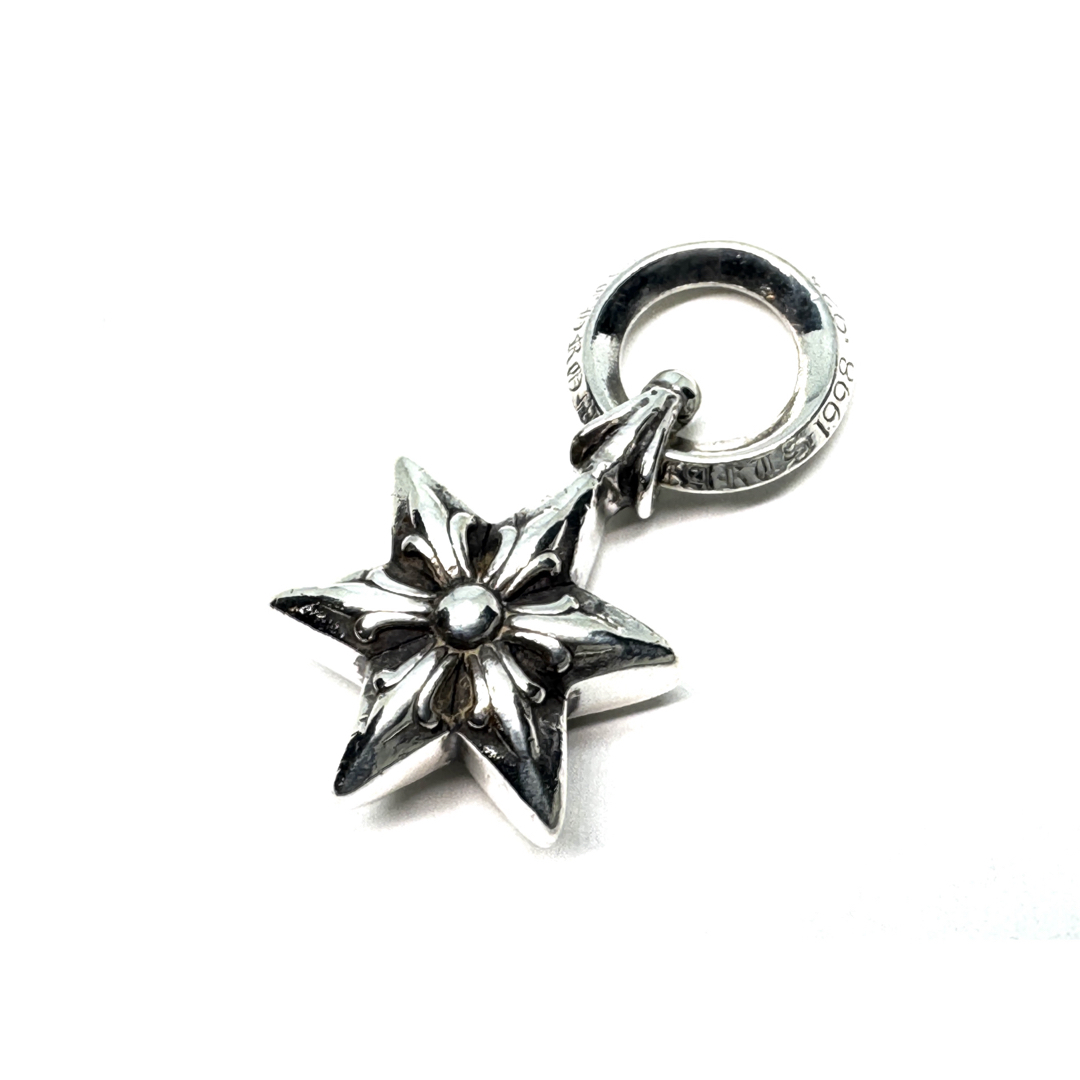 Chrome Hearts - クロムハーツ 6ポイント スター ネックレス Chrome Hearts - クロムハーツ 6ポイント スター ネックレス