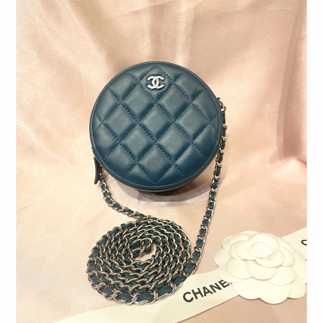 CHANEL - 【極美品】CHANELシャネル マトラッセ ラウンド CHANEL - 【極美品】CHANELシャネル マトラッセ ラウンド